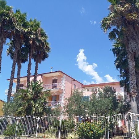 B&B Villa Del Sole Gizzeria Eksteriør billede