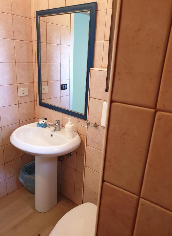 B&B Villa Del Sole Gizzeria Eksteriør billede