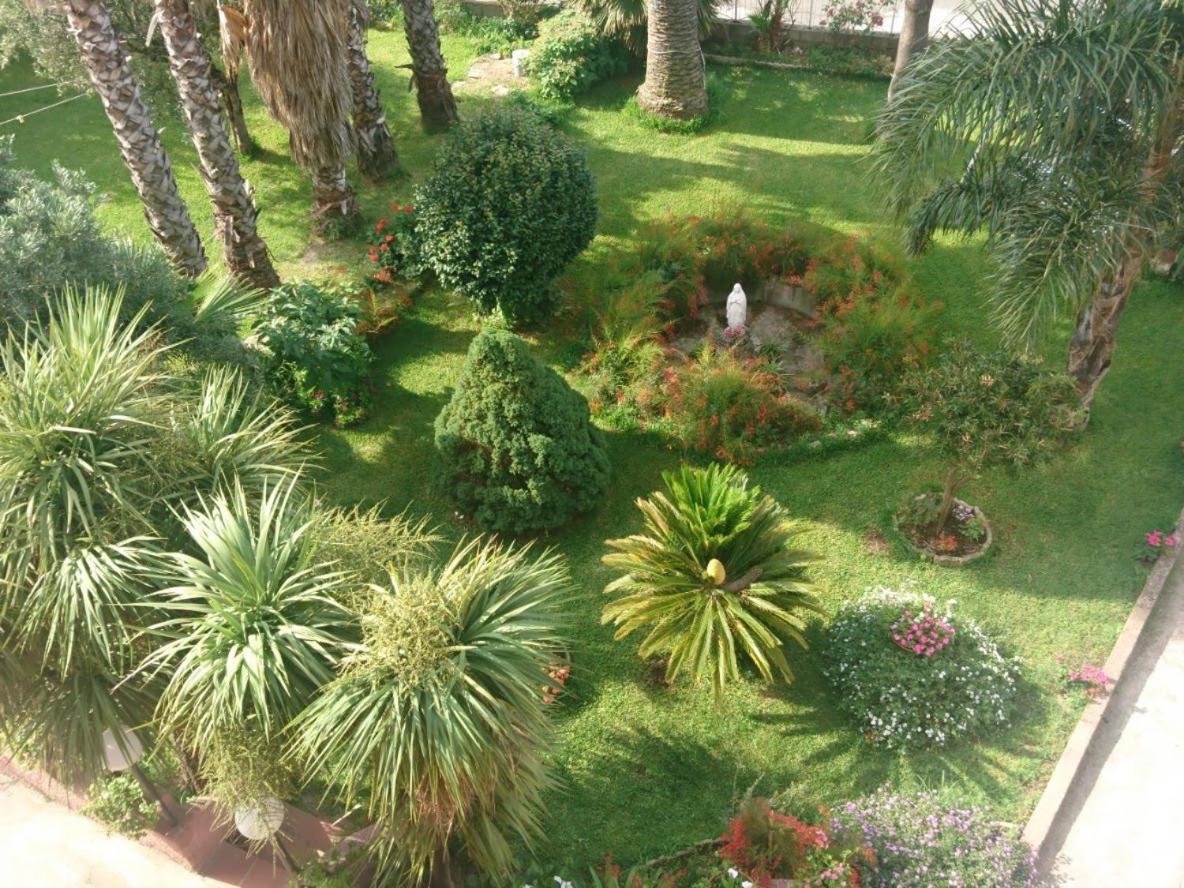 B&B Villa Del Sole Gizzeria Eksteriør billede